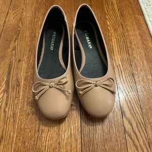 Women’s Beige Ballet Flats